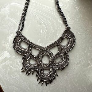 Stella & Dot Tallulah bib necklace